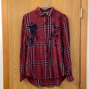 Women’s Flannel w Floral Design